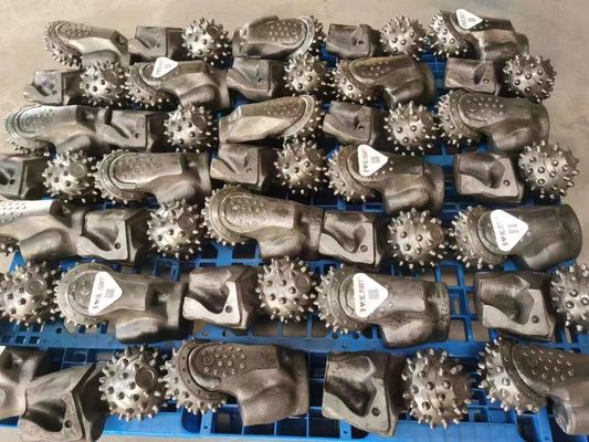 Peralatan pengeboran dengan kerucut kerucut tunggal