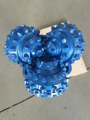 Kualitas terbaik 9 1/2 Inch 241mm IADC537 Tricone Bor Bit Untuk Pengeboran sumur air