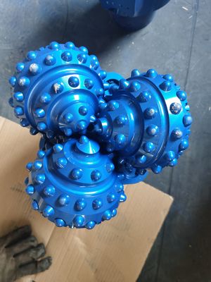 Perlengkapan pabrik langsung 9 5/8 inci 245mm IADC637 Tricone Rock Bit