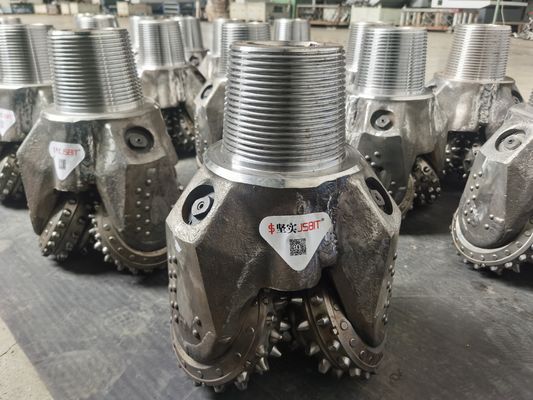 Pabrik 12 Inch IADC537 Tricone Roller Cone Bit Untuk Pengeboran Sumur Minyak