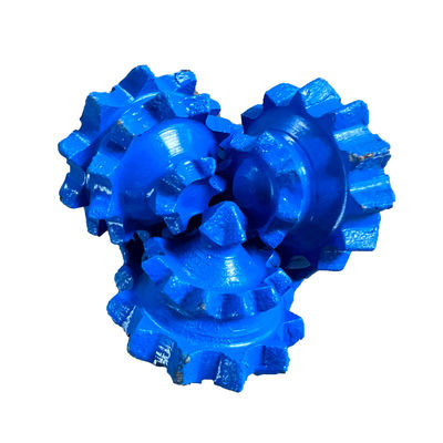 5 1/2 Inch Steel Teeth Tricone Rock Bit Untuk Soft Rock Tanah liat dan lumpur